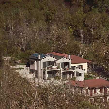 Evora Luxury Suites Mega Chorio Exterior foto