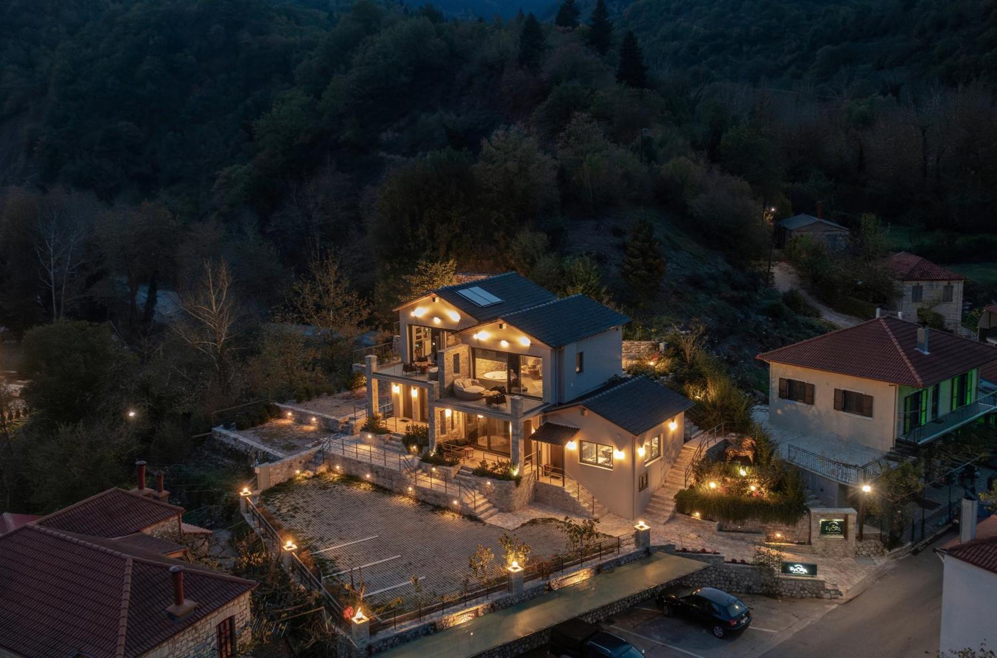 Evora Luxury Suites Mega Chorio Exterior foto