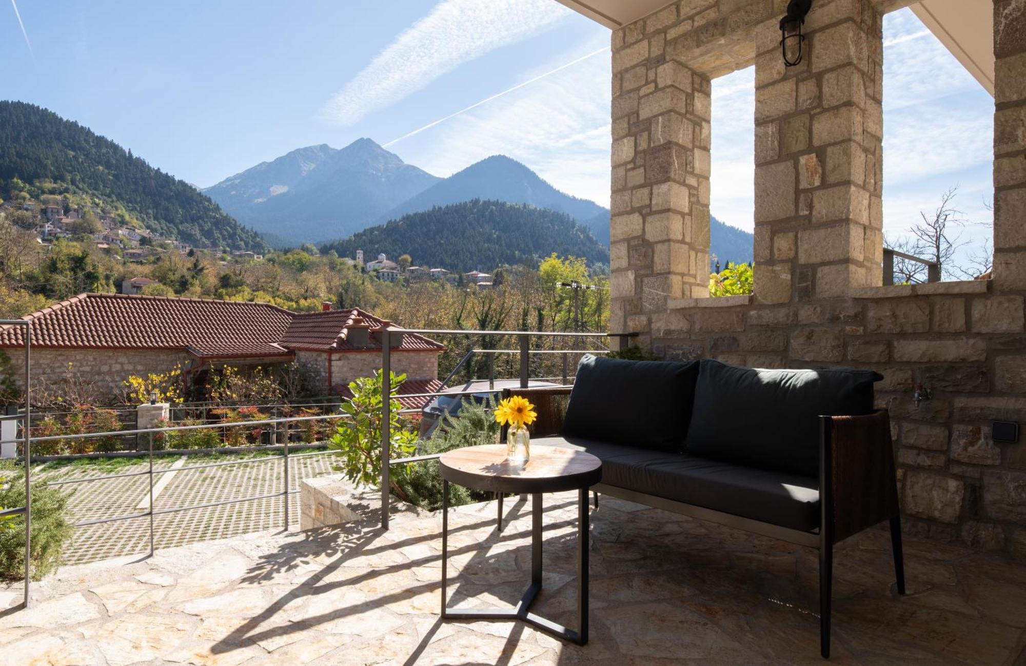 Evora Luxury Suites Mega Chorio Exterior foto