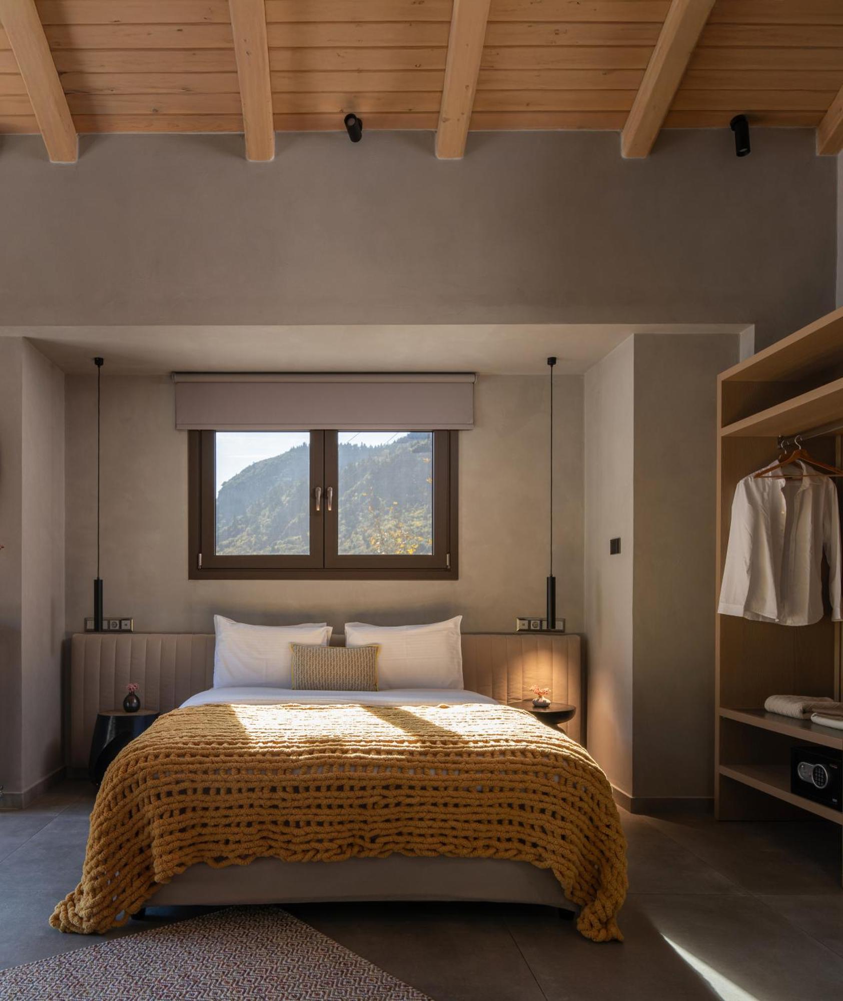 Evora Luxury Suites Mega Chorio Exterior foto